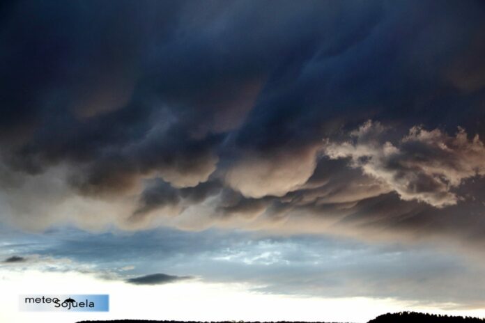 IMG_9380 mammatus josecalvo meteosojuela IMG_9380 mammatus josecalvo meteosojuela