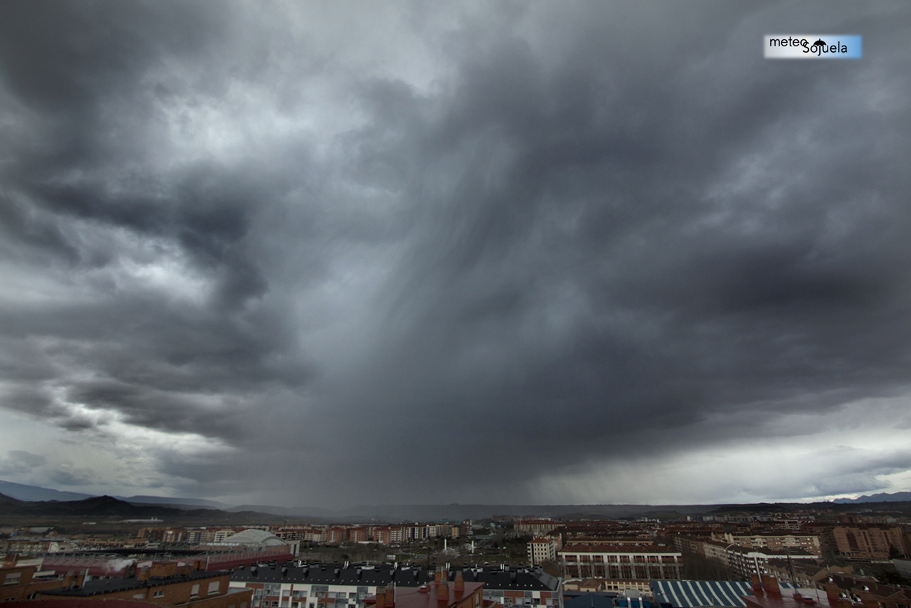 Cortinas de precipitación. MeteosojuelaIMG_1716origret1300CON