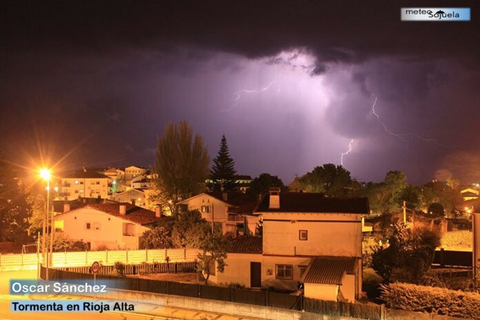 Fotogalería Oscar Sánchez. Tormenta en Rioja Alta