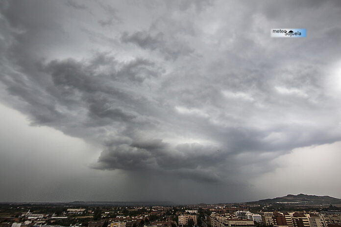 Tormenta. Logroño.MeteosojuelaIMG_4757ORIG1300con Tormenta. Logroño.MeteosojuelaIMG_4757ORIG1300con