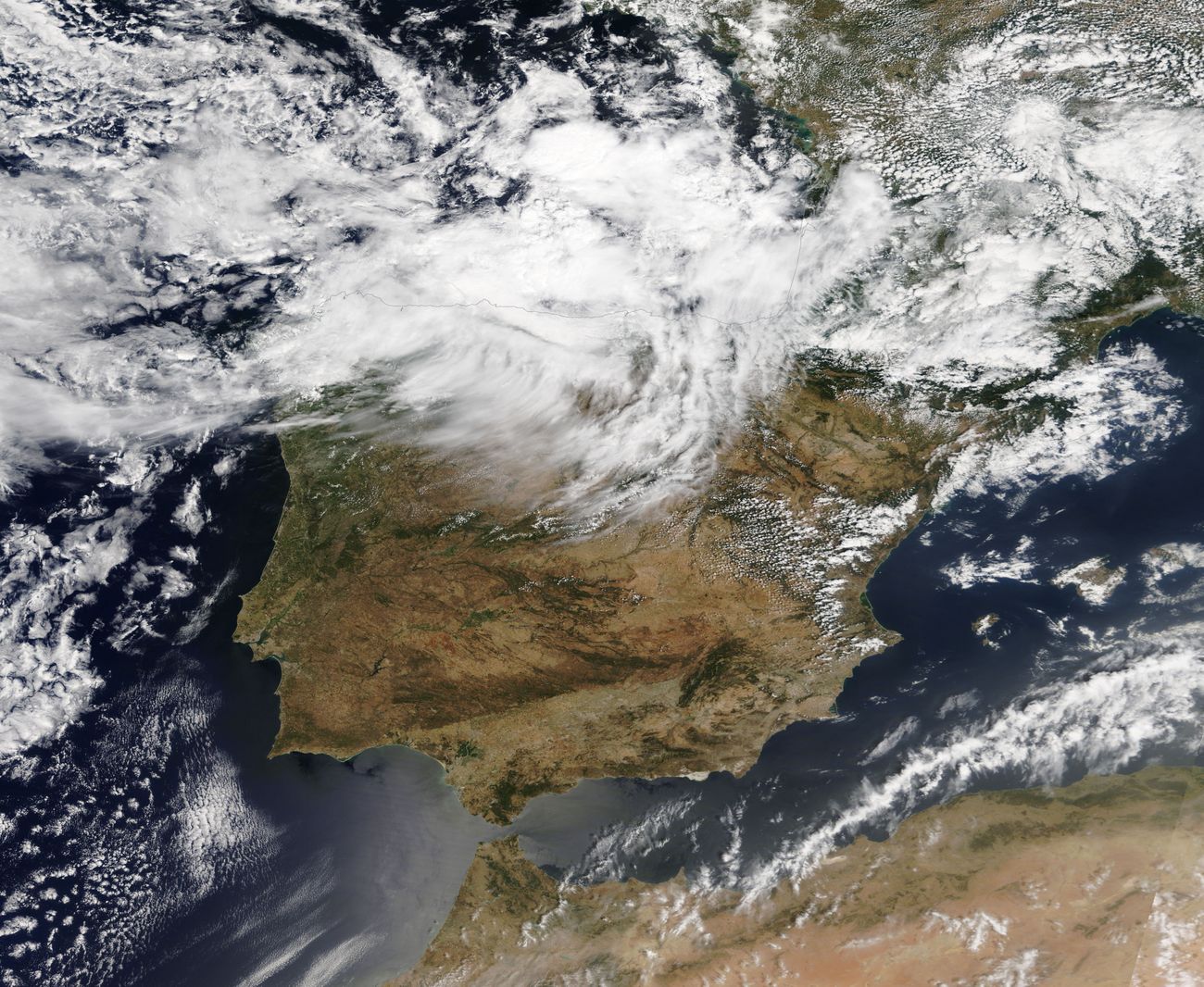 Imágenes de satélite. Meteosojuela