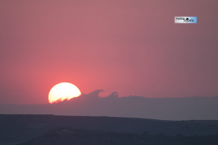 Atardecer y sol de verano.MeteosojuelaI