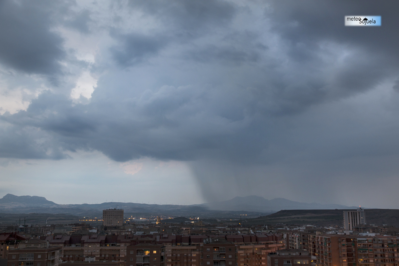 TORMENTA. CORTINA PRECIPITACION.Meteosojuela