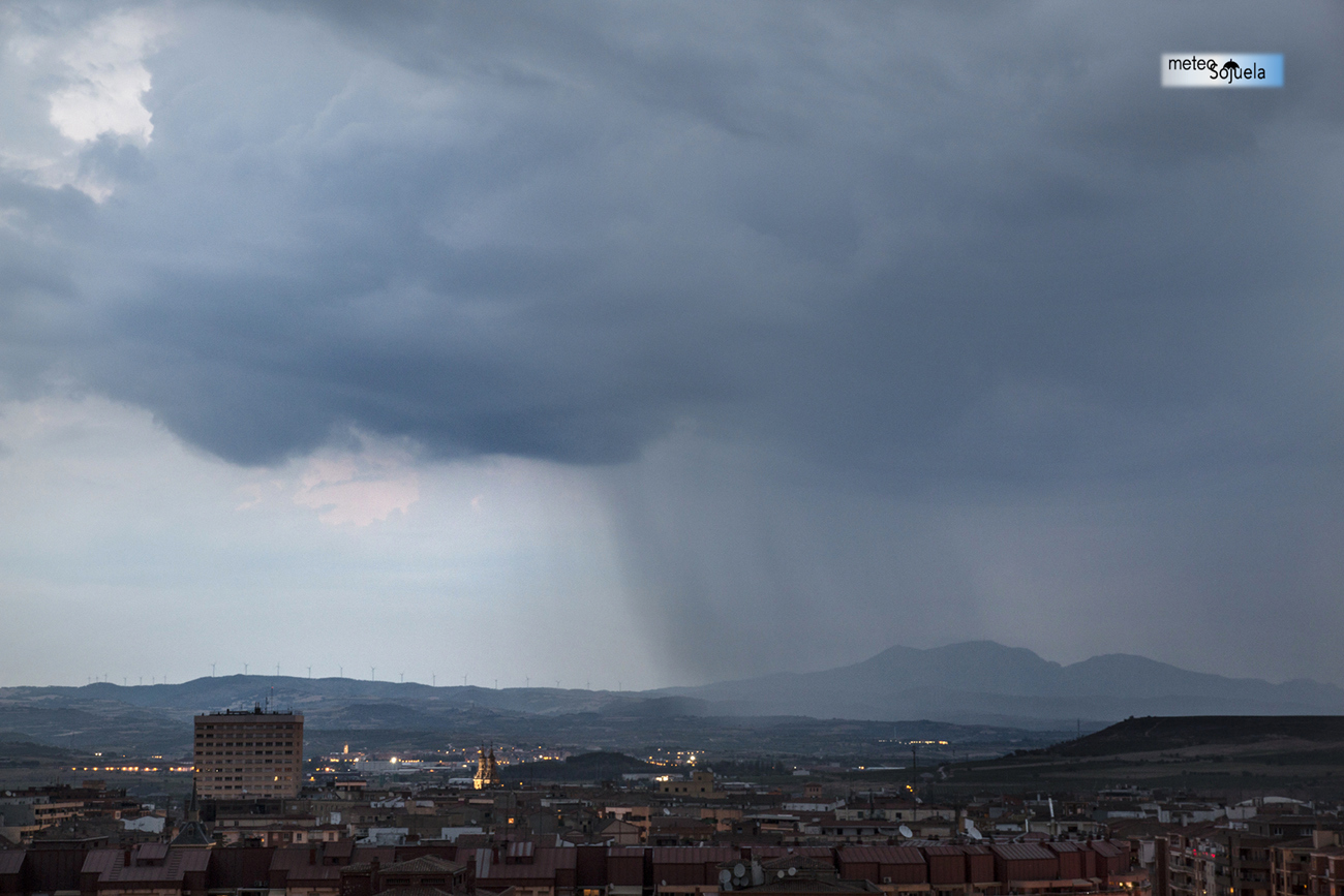 TORMENTA. CORTINA PRECIPITACION.Meteosojuela