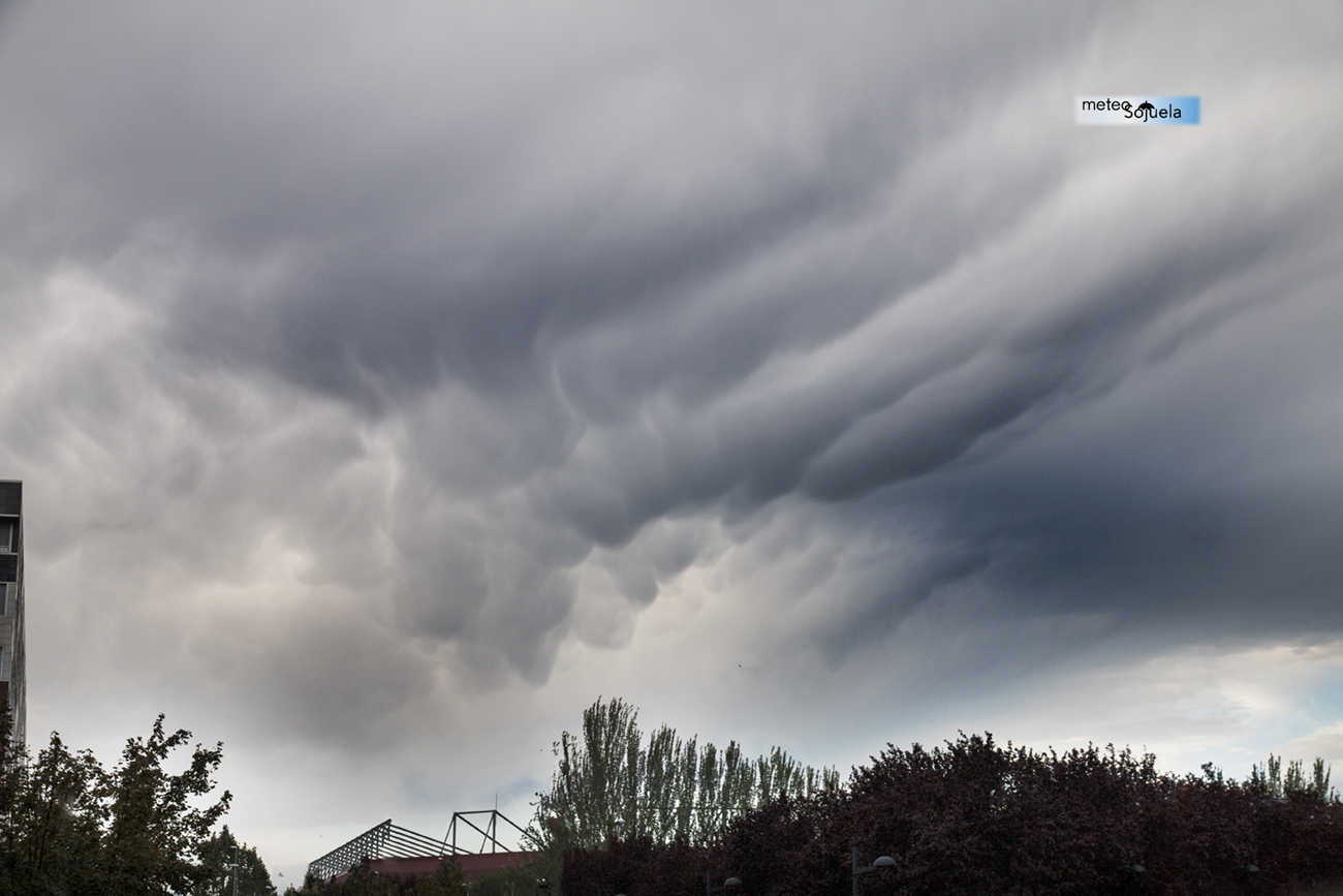 Mammatus. Meteosojuela.IMG_1296orig1300con