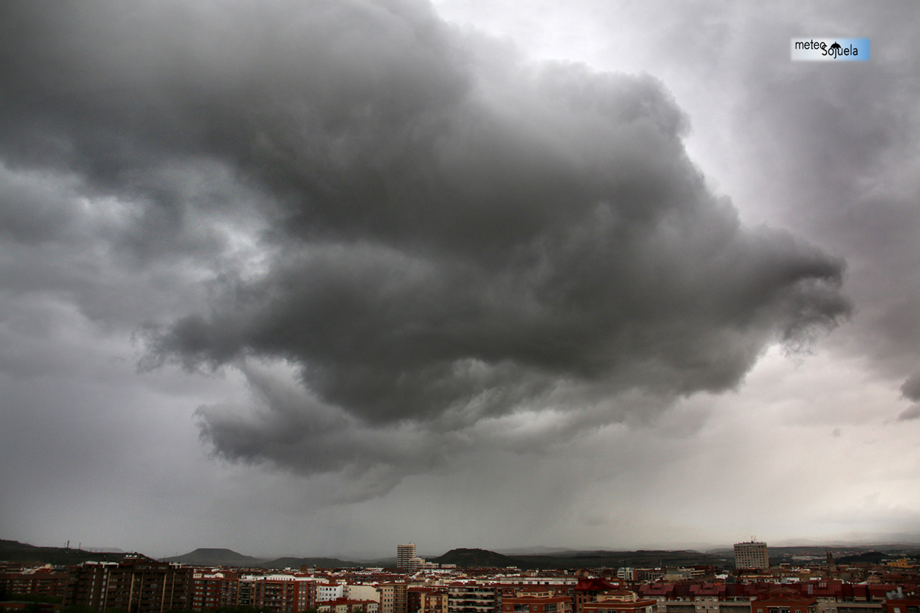 Arcus IMG_2532.jpgorig 1300.jpg con