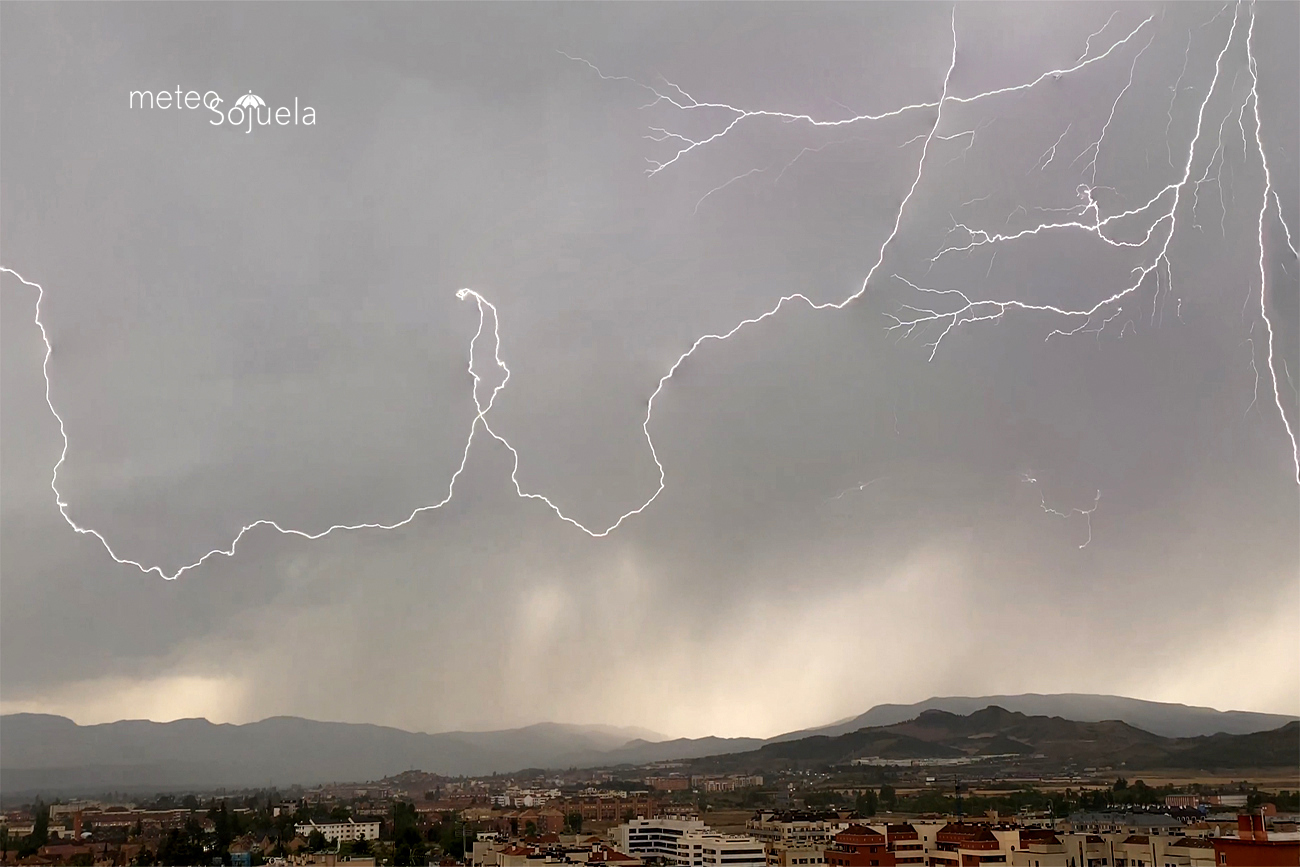 Tormenta eléctrica desde Logroño. 21/07/2020