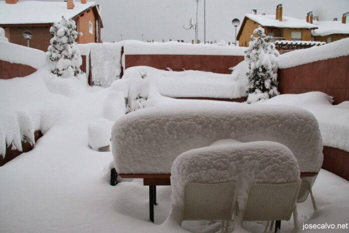 Nevada Sojuela. Marzo 2007. Meteosojuela Nevada Sojuela. Marzo 2007. Meteosojuela