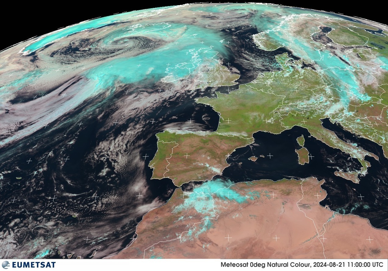 Altas presiones en la península y nubes de retención el Norte peninsular