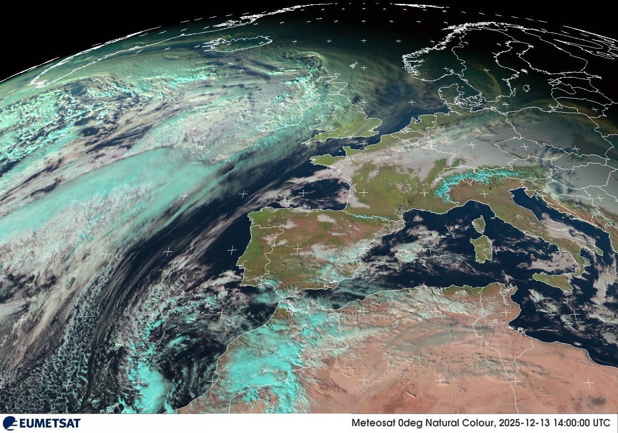 Borrasca Emilia en el SW, y nieblas en el valle del Ebro