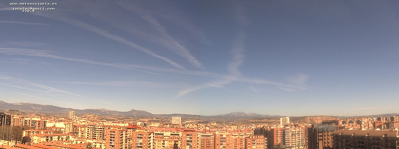 Imagen WEBCAM Logroño despejado y estelas www.meteosojuela.es