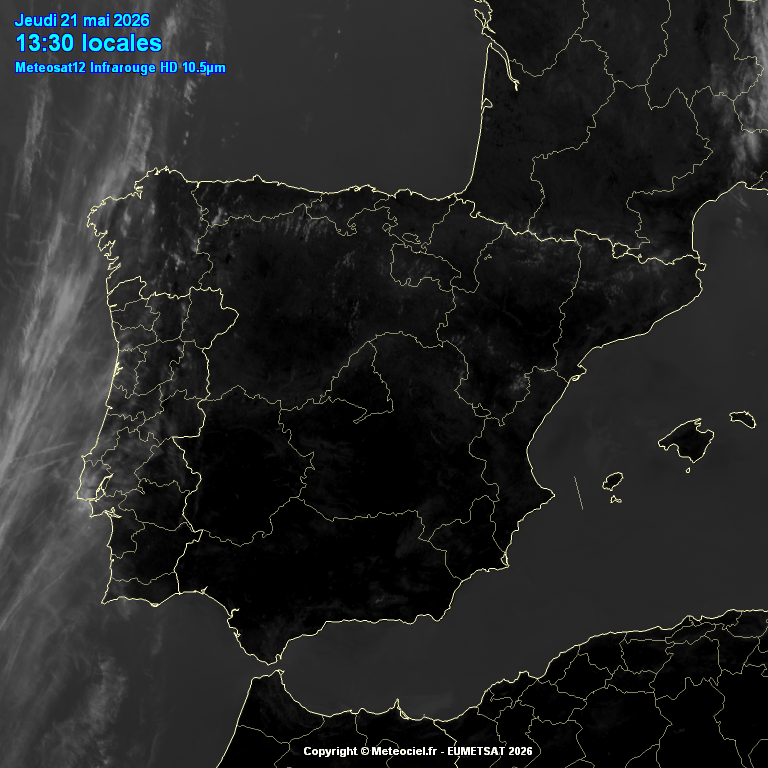 Animación imágenes satélite Meteosat. Despejado con algunas nubes altas y de evolución
