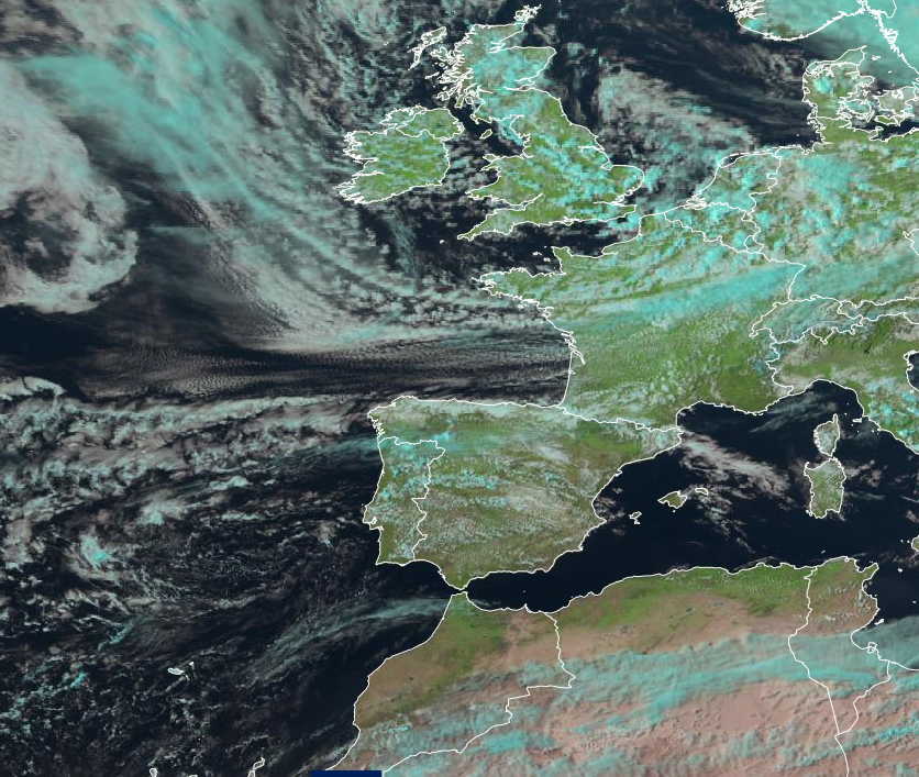 Borrrasca en el Atlántico y nubes de retncion en el norte por vientos de NW