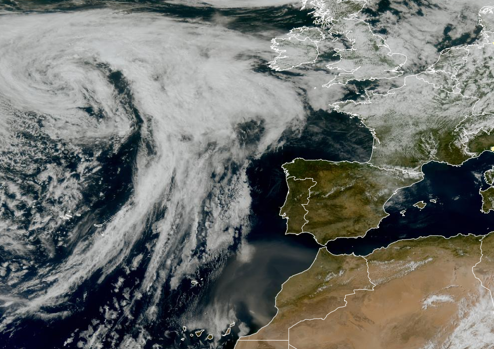 Cielos despejados con algunas nube alta