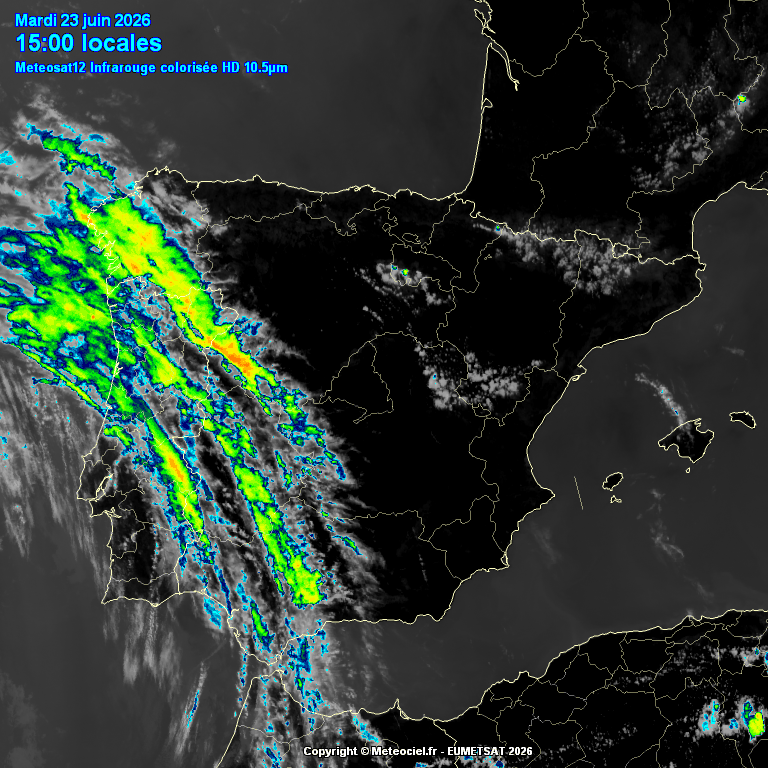 Animación imágenes satélite Meteosat. Bandas de nubes medias y alguna tormenta