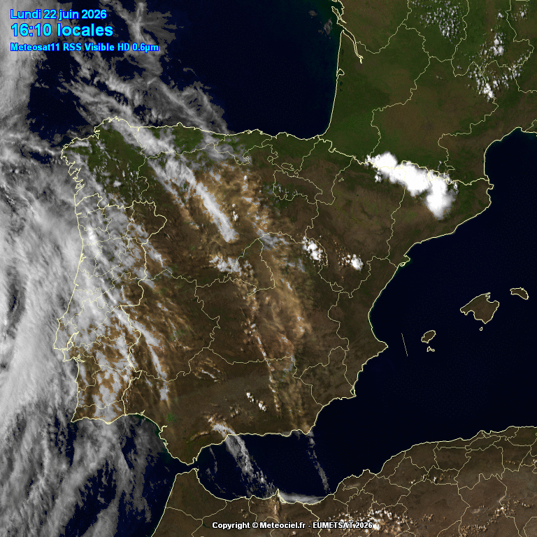 Animación imágenes satélite Meteosat. Bandas de nubes medias y alguna tormenta