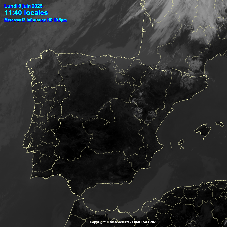 Animación imágenes satélite Meteosat. Frente alcanzando la península, nubes bajas en el Norte y nubes de evolución en el NE