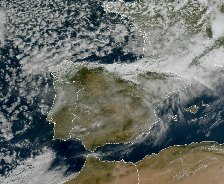 Imagen de satélite. Nubes bajas, descarga postfrontal y nubes altas
