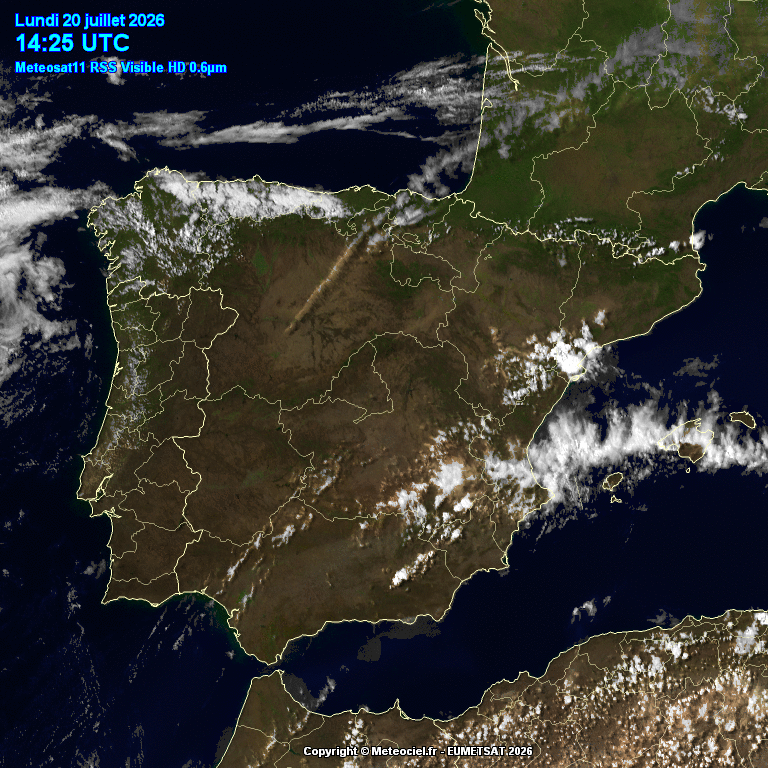 Animación imágenes satélite Meteosat. Cielos poco nubosos y humo de incendios