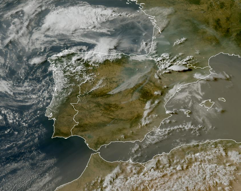 Imágenes satélite Meteosat. Nubosidad variable y humo de los incendios