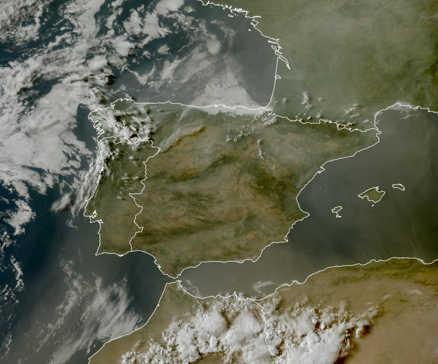 Imagen de satélite. Nubosidad variable con Incendios y calima