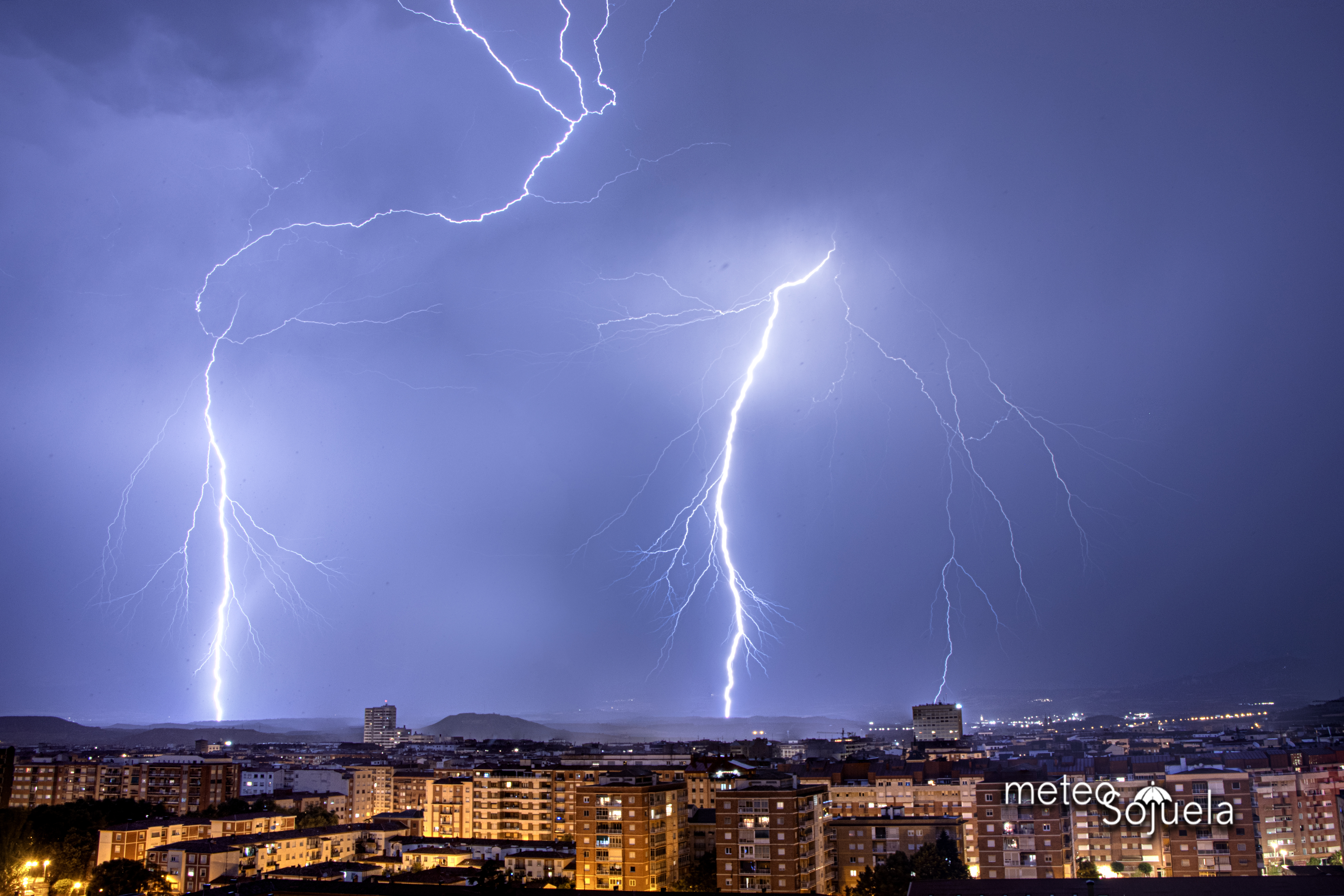 Rayos sobre Logroño