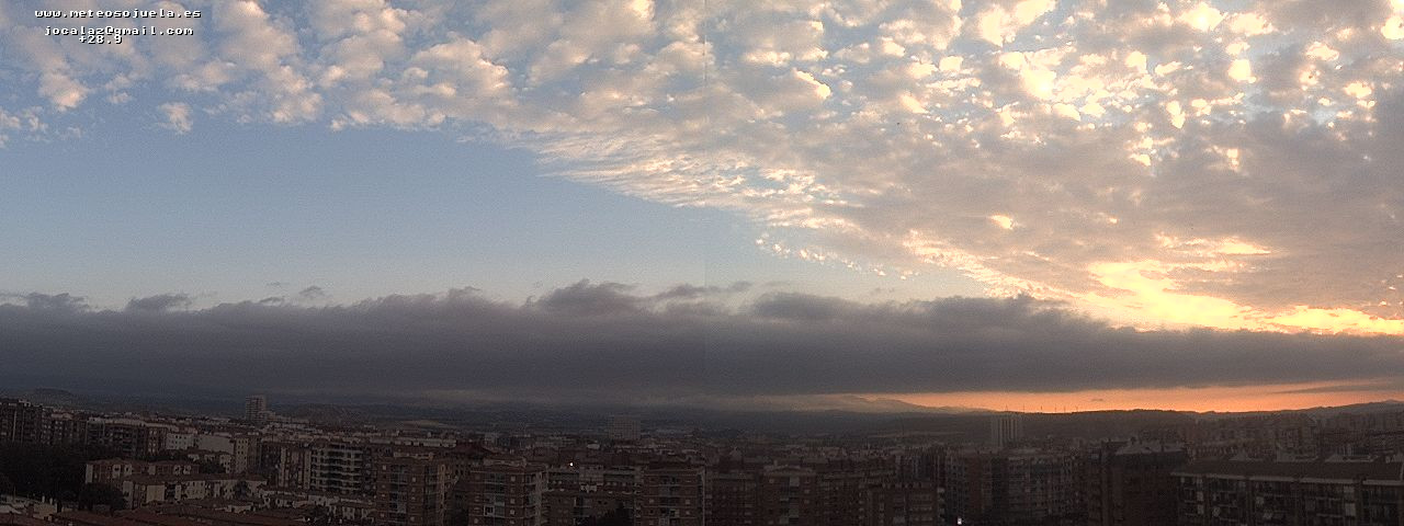 Imagen WEBCAM Logroño Nubes medias con SW y bajas con NW